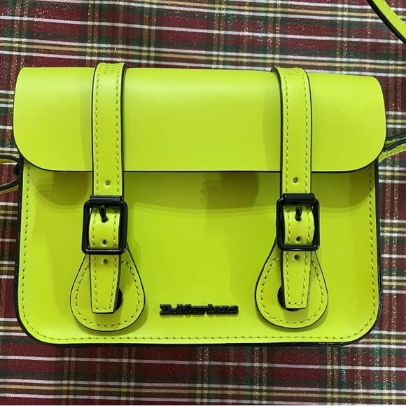 New Dr. Martens Yellow 7 Inch Crossbody Satchel Bag - Picture 2 of 10